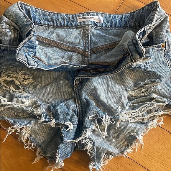 Garage Jean shorts - Picture 2 of 4